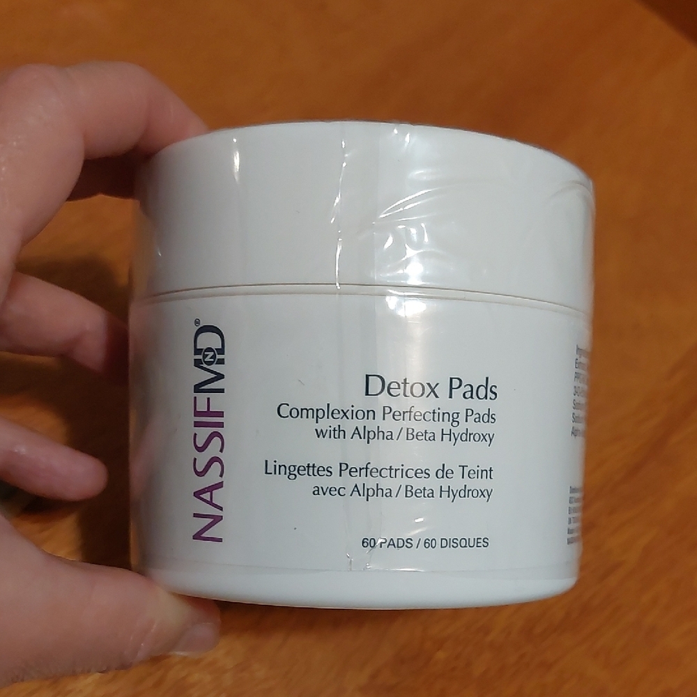 NassifMD Detox Pads 60 Count Alpha Beta Hydroxy Complexion Perfecting